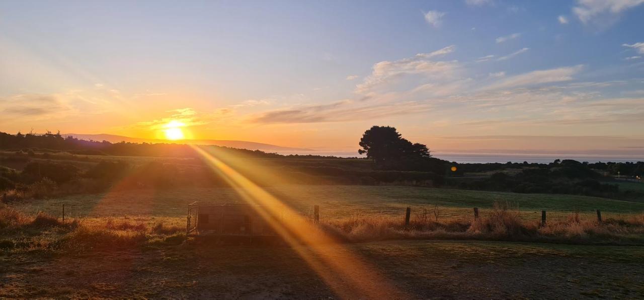 Rarakau Lodge Tuatapere Экстерьер фото